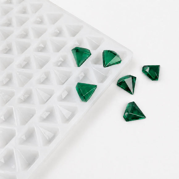 Forma do diamentowych żelków 2 mL, 179 gniazd, z przezroczystymi szmaragdowozielonymi żelkami